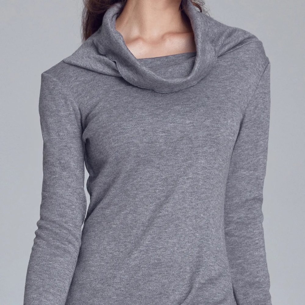 Ann Taylor Gray Turtleneck Sweater